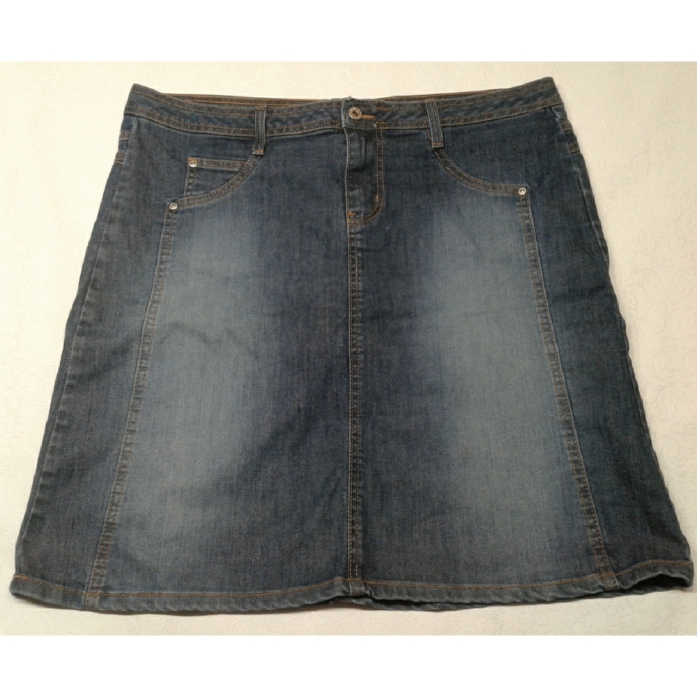 Women's Size 3x Blue Denim Jean Skirt